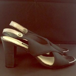Dana Buchman Heels